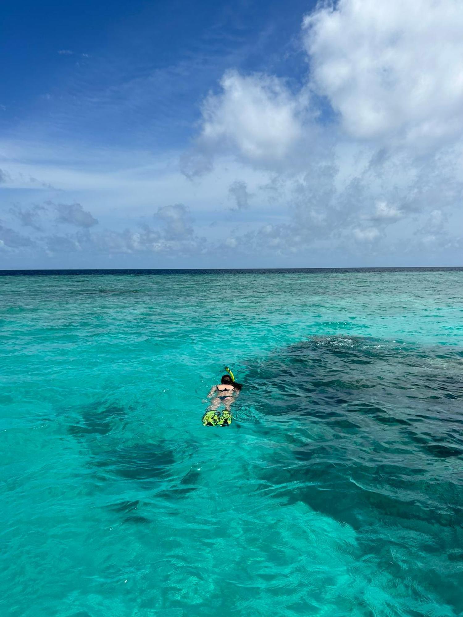 Funplace Beach Himmafushi Exterior foto